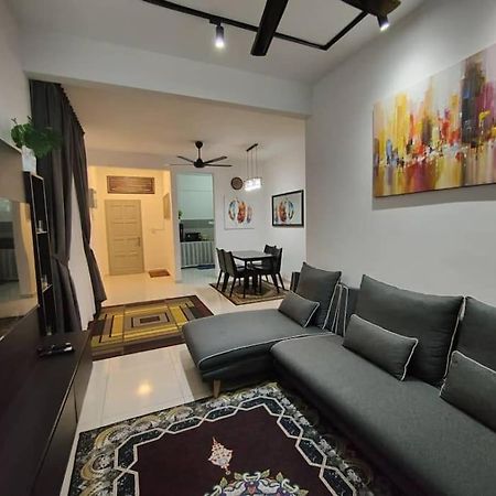 F&H Homestay,Ipoh Buitenkant foto